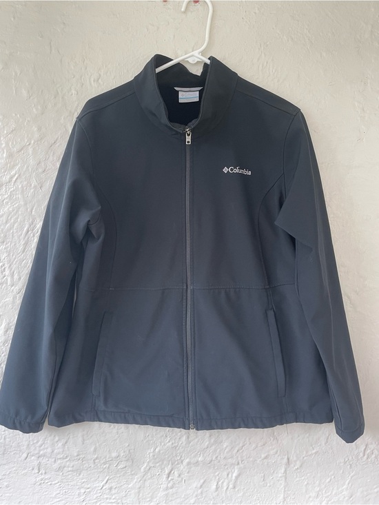 Columbia Other - Columbia black lightweight full zip softshell jacket fleecy interior pockets;XL